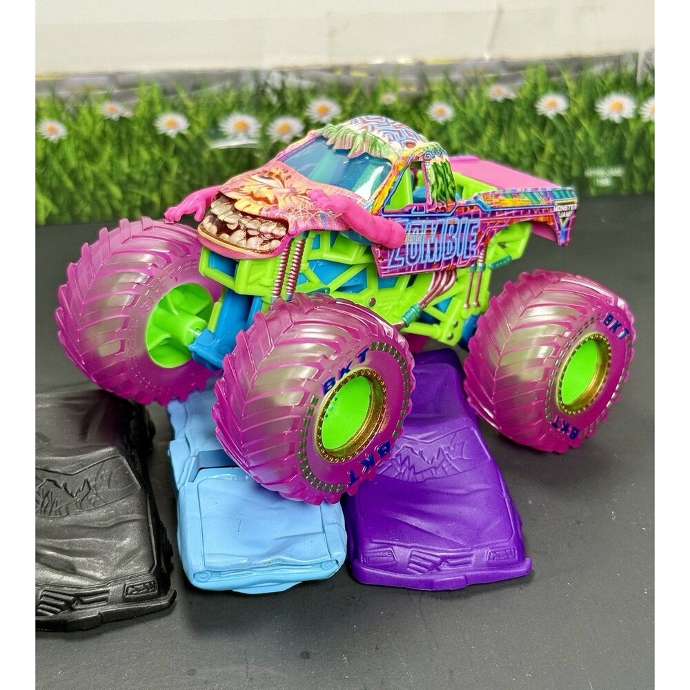 Custom Monster Jam Monster Truck 1:64 Zombie Cyberflare Pink Blue Green Neon
